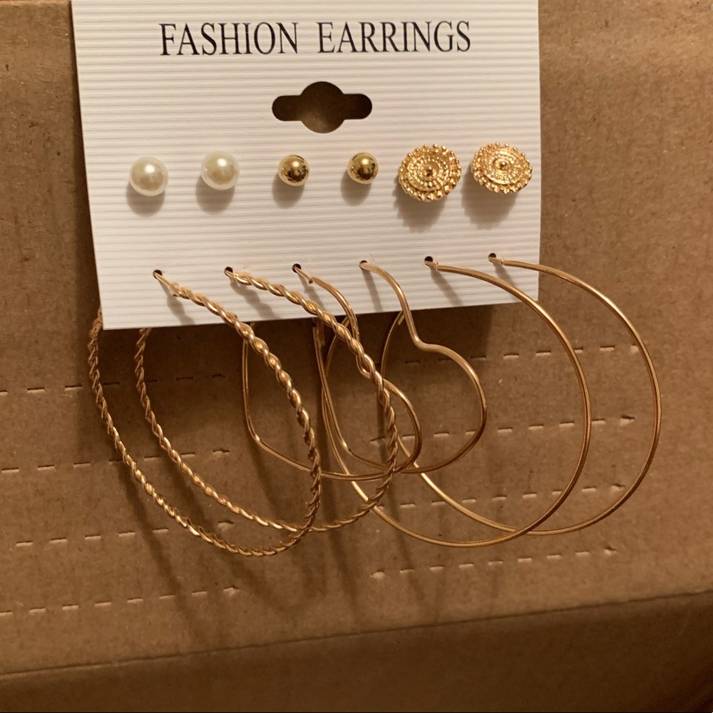6 Pairs Of Earrings ✨